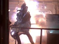 …et périt peu de temps après lors de l'attaque de son battlestar (LSO : Galactica, la bataille de l'espace).